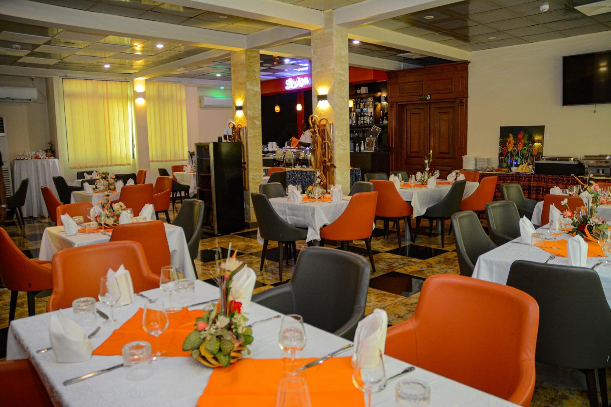 New Heaven Hotel Яунде Екстер'єр фото